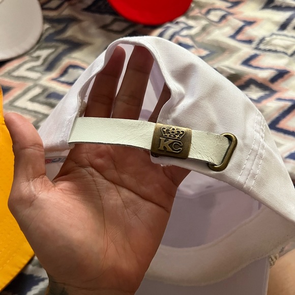 Vintage KC hat Lot raiders&goku patch logo - Picture 6 of 11